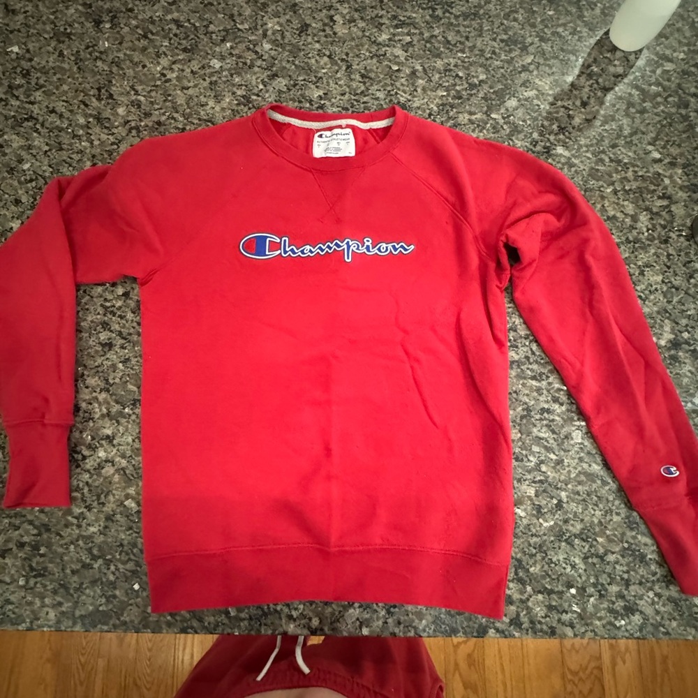 Champion Men's Classic Red Crewneck Sweater